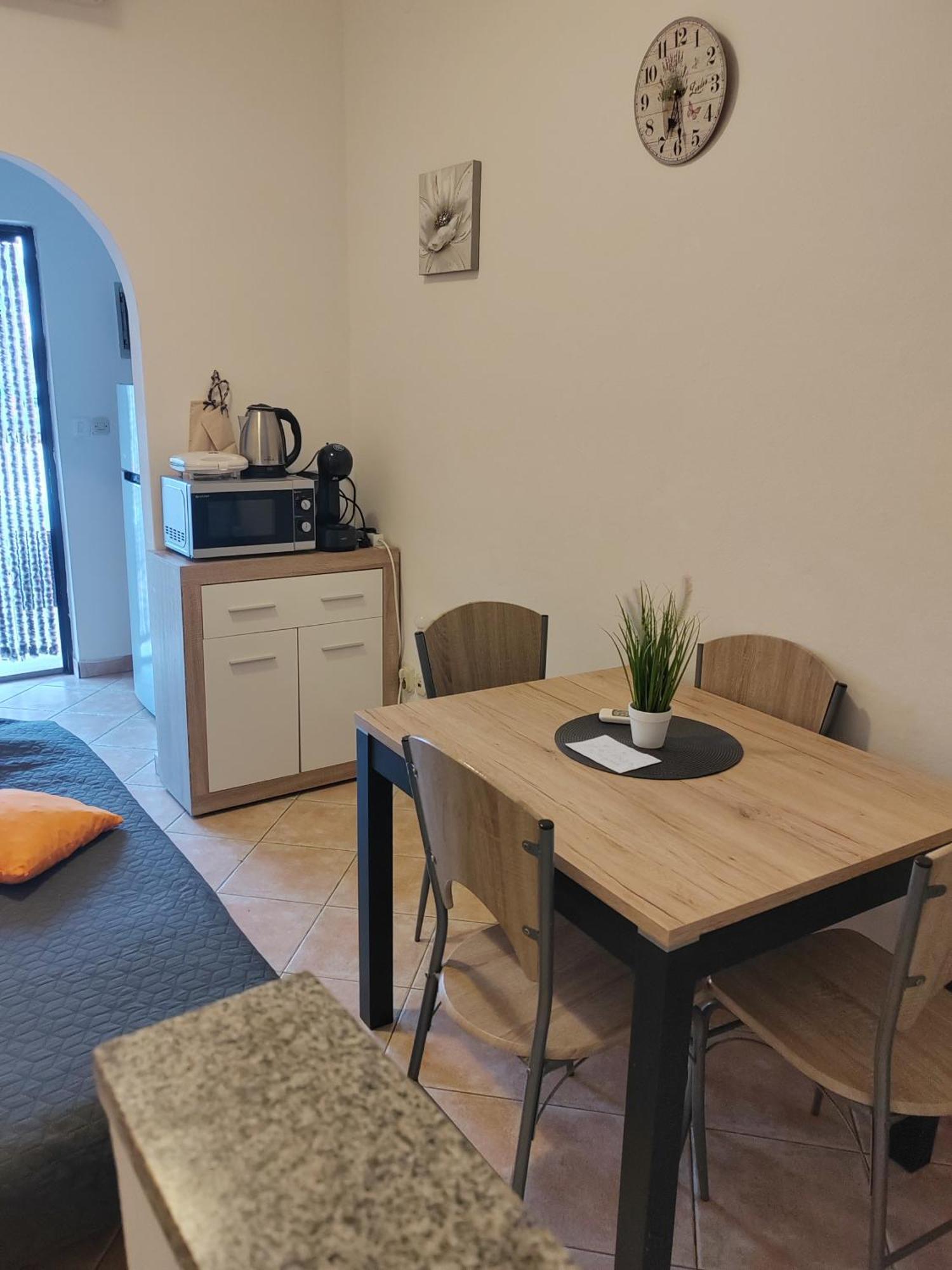 Apartments Sandra 1335 Póla Kültér fotó