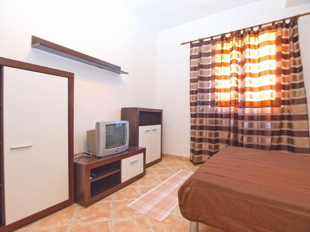 Apartments Sandra 1335 Póla Kültér fotó