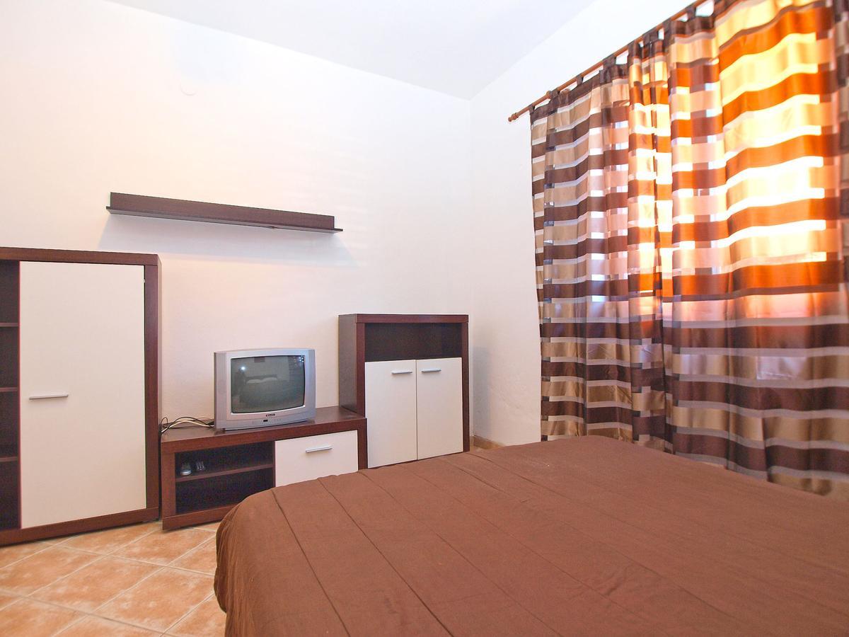 Apartments Sandra 1335 Póla Kültér fotó